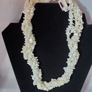 Nwt RARE Mother of pearl silver necklace